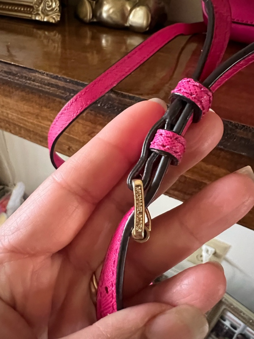 Michael Kors Hot Pink Crossbody Bag with Gold Chain - Picture 2 of 7